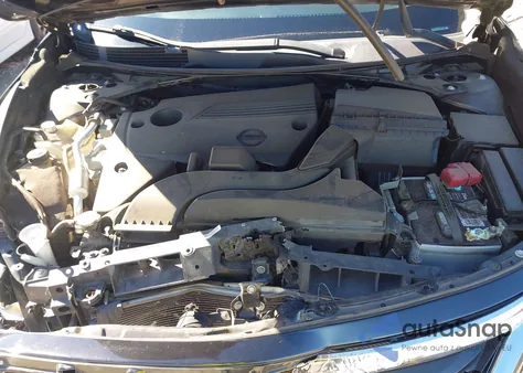 2015 Nissan Altima 2.5 S from USA, damaged, VIN 1N4AL3AP5FC166682